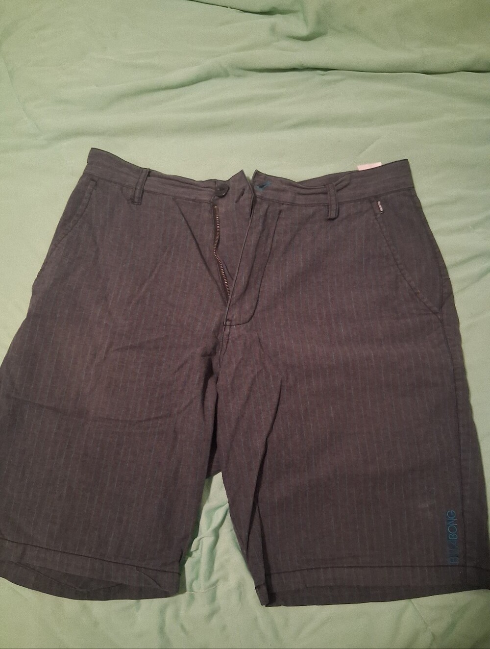 Mens Billabong pinstripes shorts gray with blue strips size 32